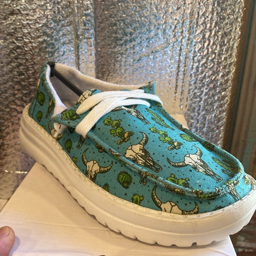 NEW Gypsy Jazz turquoise colored shoes name -Elizabeth